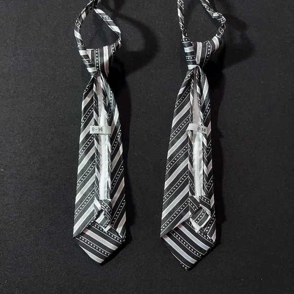 Adjustable Boys Tie 👔 - Picture 2 of 5